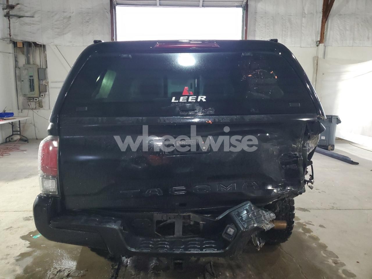 Photo 6 of 2020 TOYOTA TACOMA DOUBLE CAB (VIN 3TMCZ5AN7LM320329)