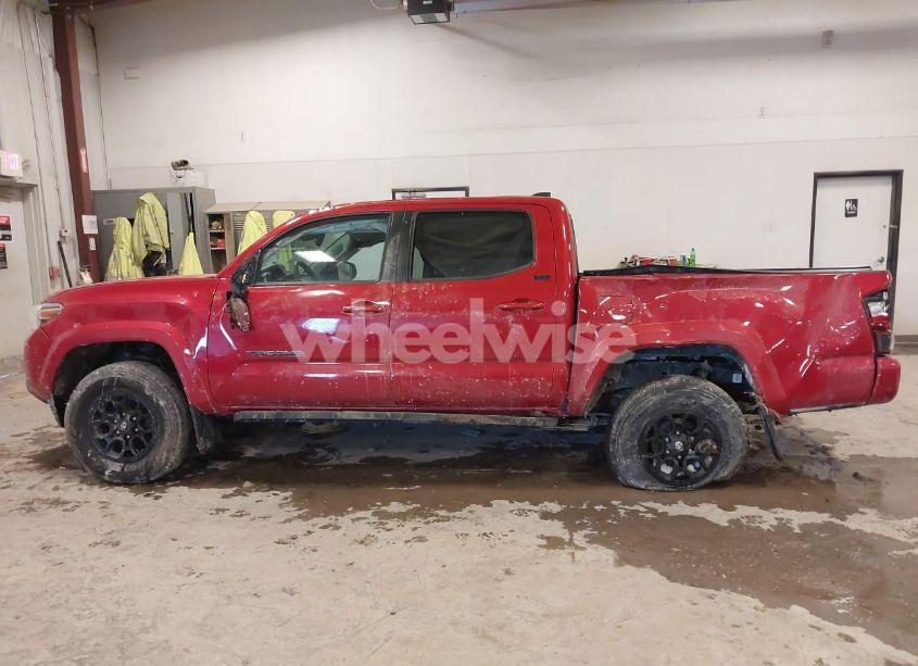 Photo 14 of 2020 Toyota Tacoma SR5 V6 (VIN 3TMCZ5AN7LM327023)