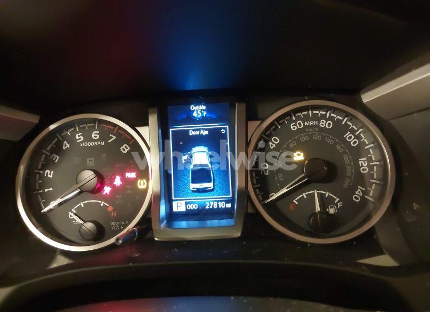 Photo 7 of 2020 Toyota Tacoma SR5 V6 (VIN 3TMCZ5AN7LM327023)