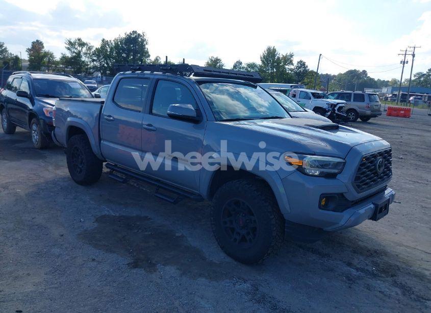2020 Toyota Tacoma TRD SPORT (VIN 3TMCZ5AN7LM327474) main photo