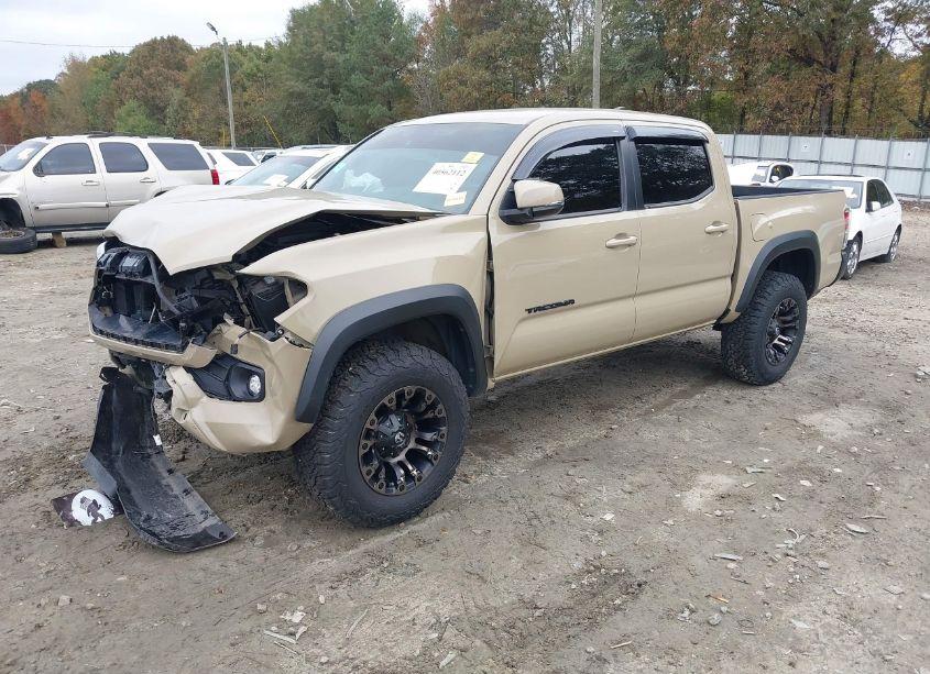 Photo 2 of 2020 Toyota Tacoma TRD OFF-ROAD (VIN 3TMCZ5AN7LM359034)