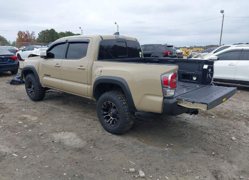 Photo 3 of 2020 Toyota Tacoma TRD OFF-ROAD (VIN 3TMCZ5AN7LM359034)
