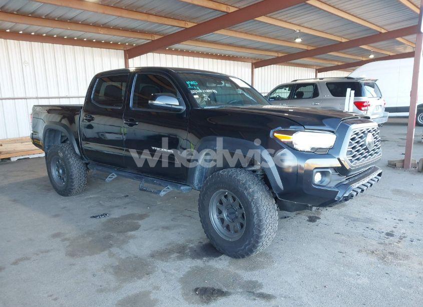 2021 Toyota Tacoma TRD OFF-ROAD (VIN 3TMCZ5AN7MM379463) main photo