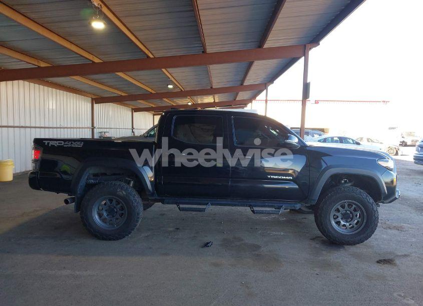 Photo 13 of 2021 Toyota Tacoma TRD OFF-ROAD (VIN 3TMCZ5AN7MM379463)