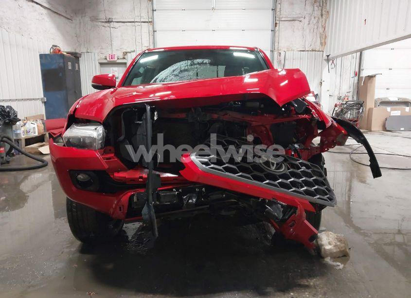 Photo 13 of 2021 Toyota Tacoma TRD OFF-ROAD (VIN 3TMCZ5AN7MM399485)
