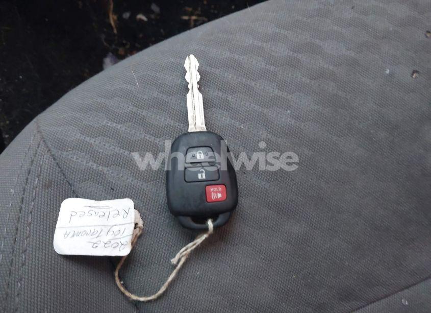 Photo 11 of 2022 Toyota Tacoma SR5 V6 (VIN 3TMCZ5AN7NM467401)