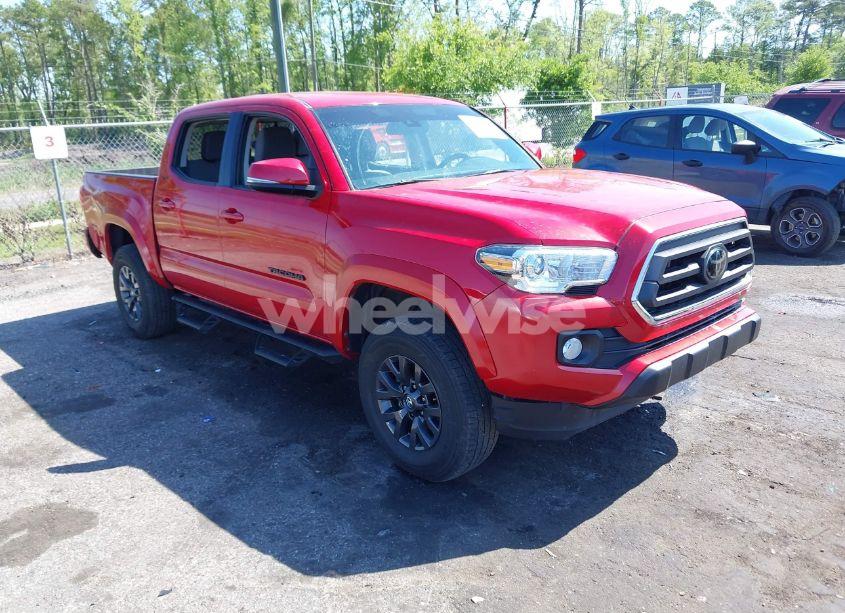 2022 Toyota Tacoma SR5 V6 (VIN 3TMCZ5AN7NM470900) main photo