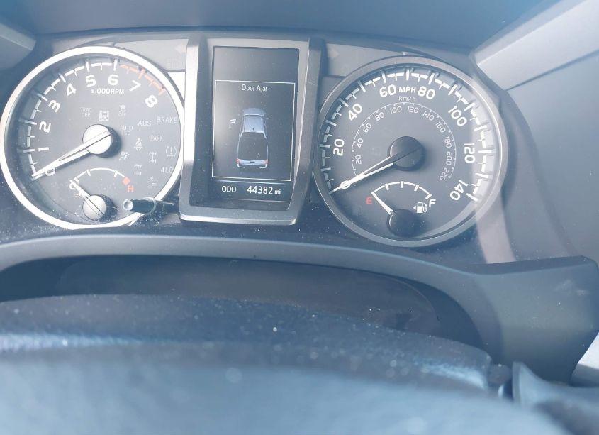 Photo 7 of 2022 Toyota Tacoma TRD OFF ROAD (VIN 3TMCZ5AN7NM499202)