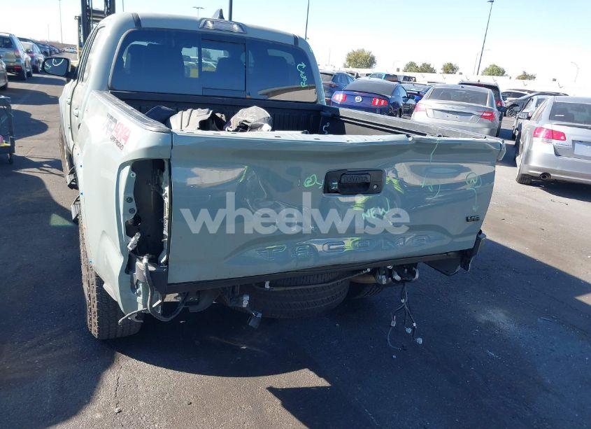 Photo 6 of 2022 Toyota Tacoma TRD OFF ROAD (VIN 3TMCZ5AN7NM508433)