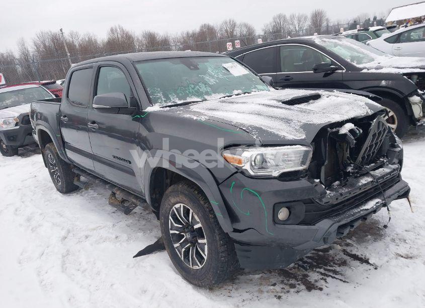 2022 Toyota Tacoma (VIN 3TMCZ5AN7NM524812) main photo