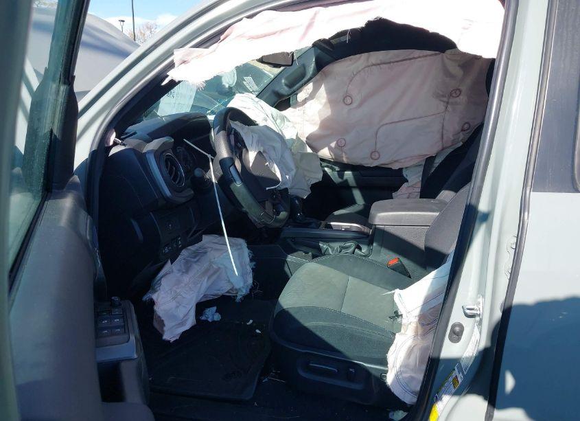 Photo 5 of 2023 Toyota Tacoma TRD OFF ROAD (VIN 3TMCZ5AN7PM556386)