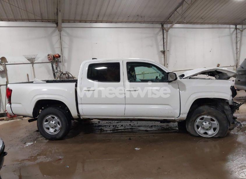 Photo 13 of 2023 Toyota Tacoma SR V6 (VIN 3TMCZ5AN7PM571924)