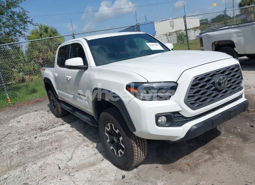 2023 Toyota Tacoma TRD OFF ROAD (VIN 3TMCZ5AN7PM574421) main photo