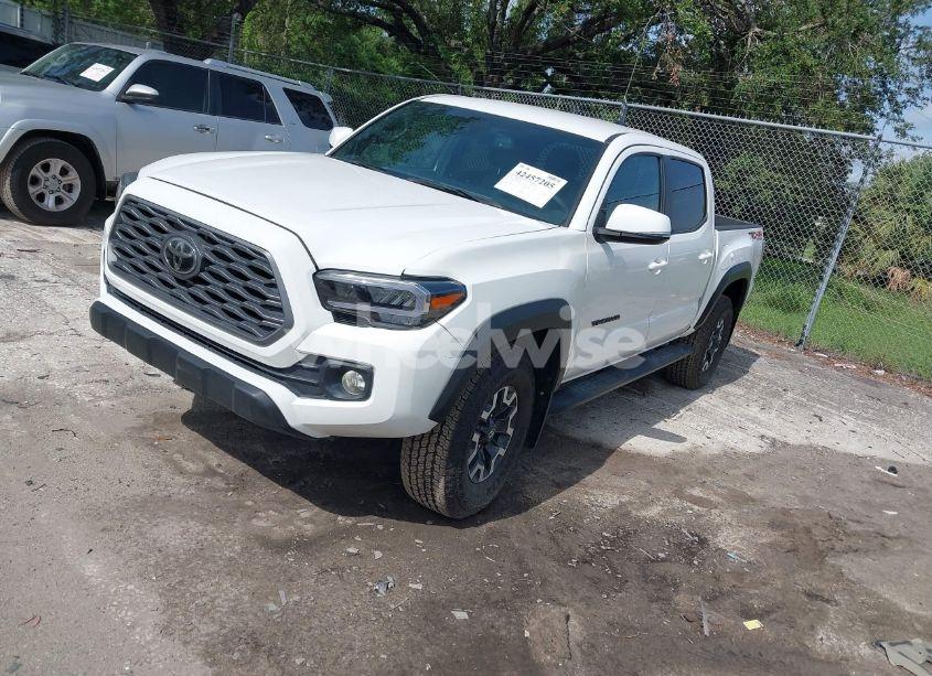 Photo 2 of 2023 Toyota Tacoma TRD OFF ROAD (VIN 3TMCZ5AN7PM574421)