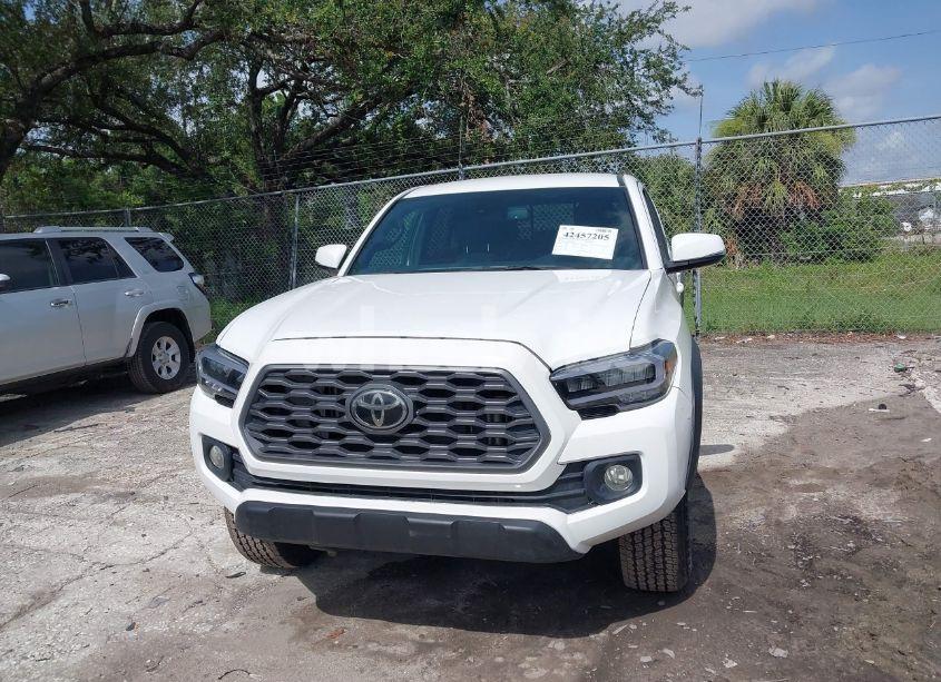 Photo 6 of 2023 Toyota Tacoma TRD OFF ROAD (VIN 3TMCZ5AN7PM574421)
