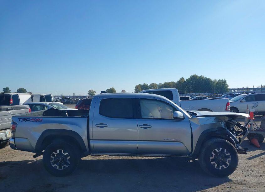 Photo 13 of 2023 Toyota Tacoma TRD OFF ROAD (VIN 3TMCZ5AN7PM591011)