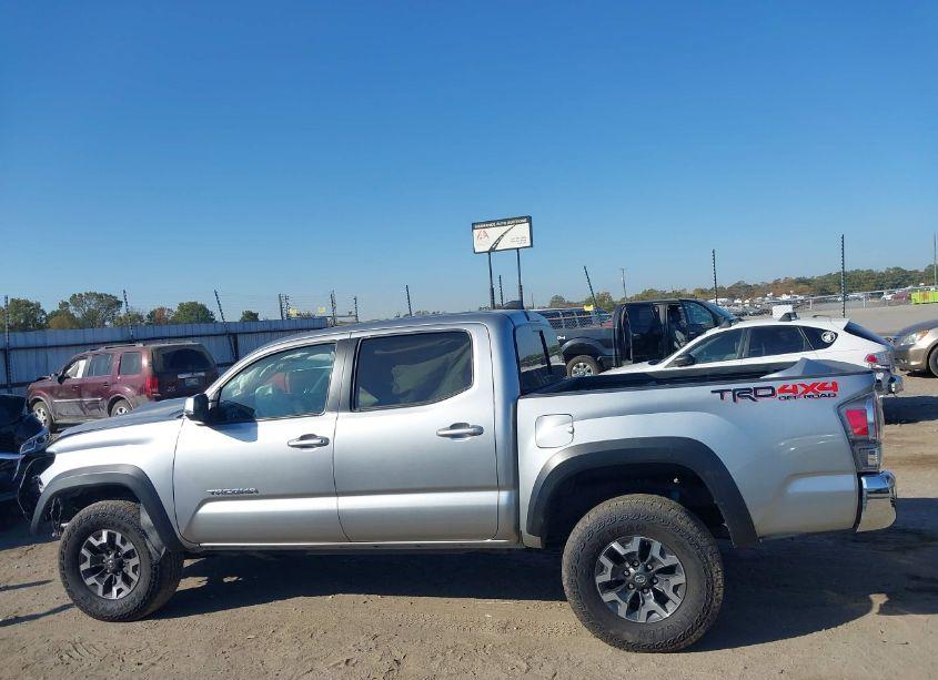 Photo 14 of 2023 Toyota Tacoma TRD OFF ROAD (VIN 3TMCZ5AN7PM591011)