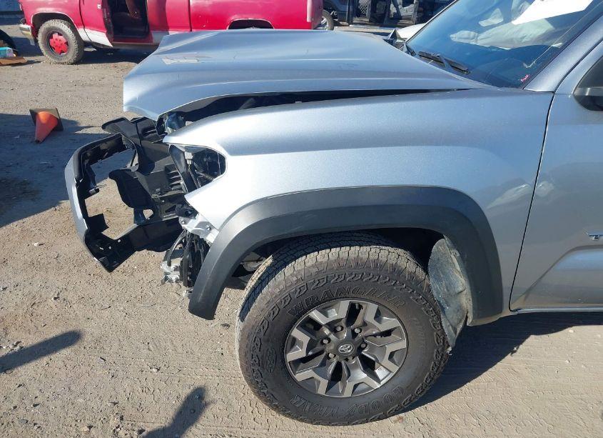 Photo 18 of 2023 Toyota Tacoma TRD OFF ROAD (VIN 3TMCZ5AN7PM591011)