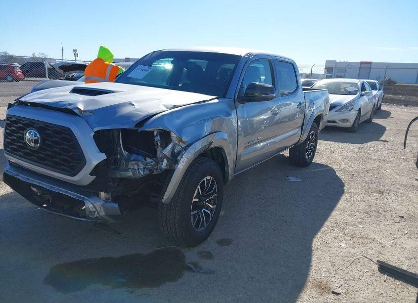 Photo 2 of 2023 Toyota Tacoma TRD SPORT (VIN 3TMCZ5AN7PM637517)