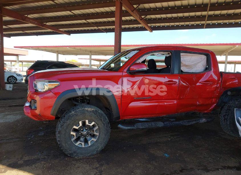 Photo 14 of 2018 Toyota Tacoma TRD OFF ROAD (VIN 3TMCZ5AN8JM141486)