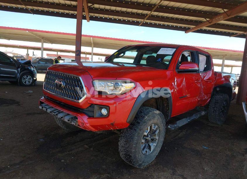 Photo 6 of 2018 Toyota Tacoma TRD OFF ROAD (VIN 3TMCZ5AN8JM141486)
