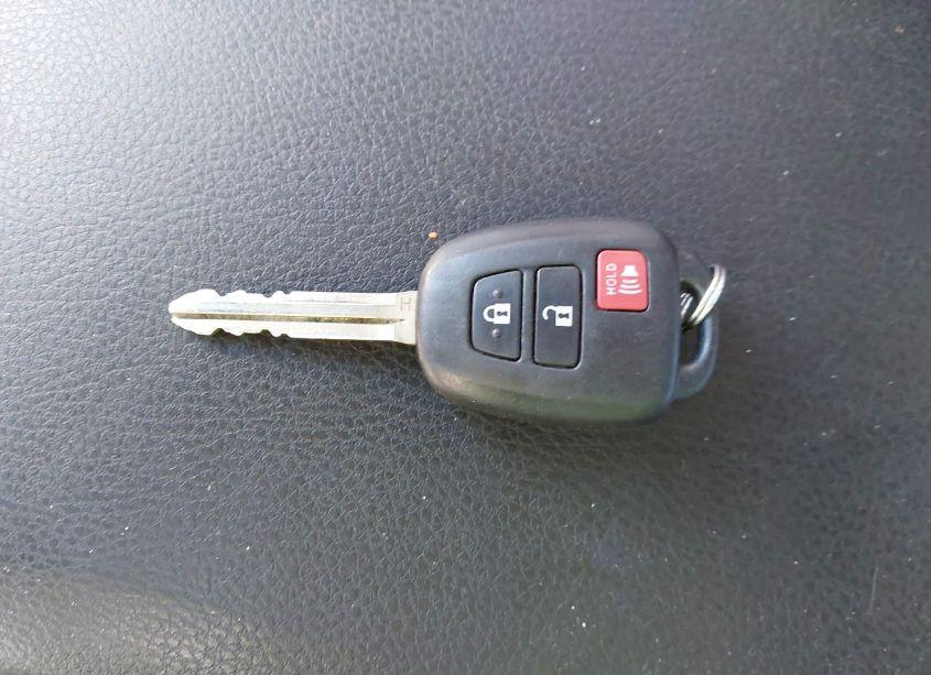 Photo 11 of 2018 Toyota Tacoma SR V6 (VIN 3TMCZ5AN8JM161706)