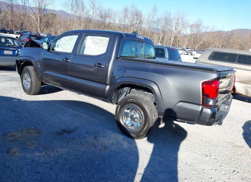 Photo 3 of 2018 Toyota Tacoma SR V6 (VIN 3TMCZ5AN8JM161706)