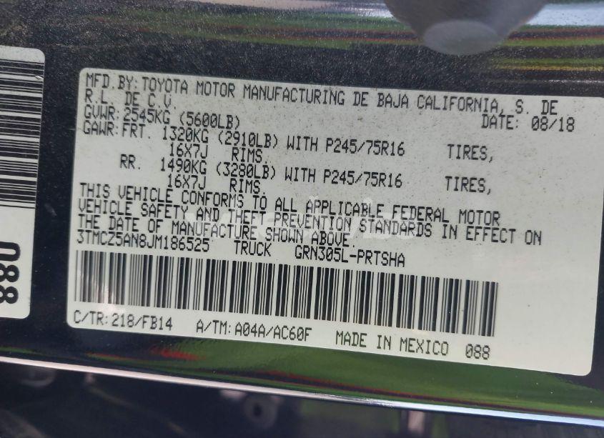 Photo 9 of 2018 Toyota Tacoma SR V6 (VIN 3TMCZ5AN8JM186525)