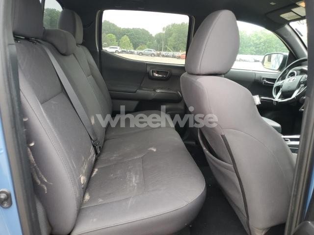 Photo 3 of 2019 TOYOTA TACOMA DOUBLE CAB (VIN 3TMCZ5AN8KM195713)