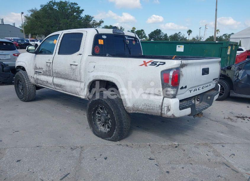 Photo 3 of 2019 Toyota Tacoma SR5 V6 (VIN 3TMCZ5AN8KM198921)