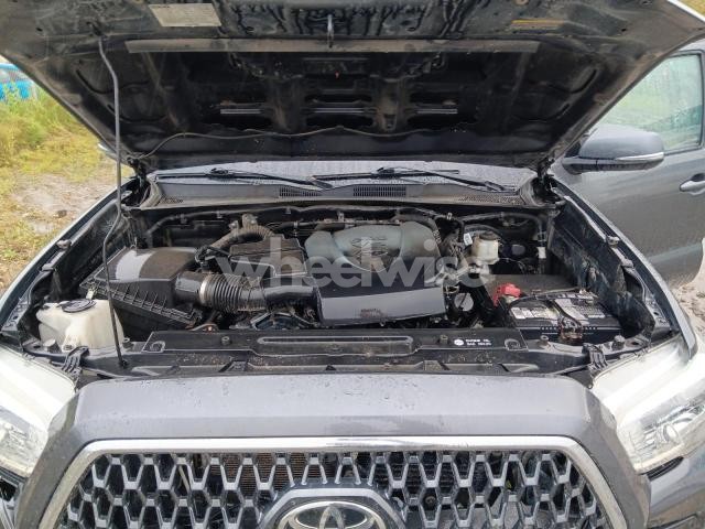 Photo 10 of 2019 TOYOTA TACOMA DOUBLE CAB (VIN 3TMCZ5AN8KM251794)
