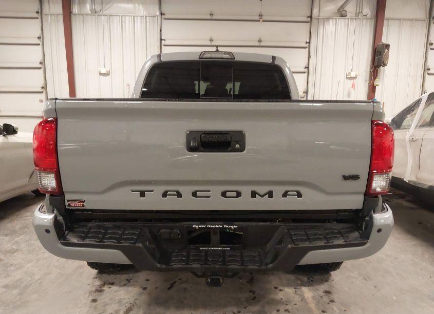 Photo 17 of 2019 Toyota Tacoma TRD SPORT (VIN 3TMCZ5AN8KM253660)