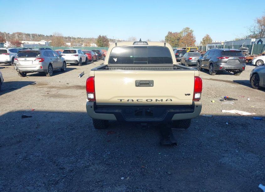 Photo 16 of 2019 Toyota Tacoma TRD SPORT (VIN 3TMCZ5AN8KM261127)