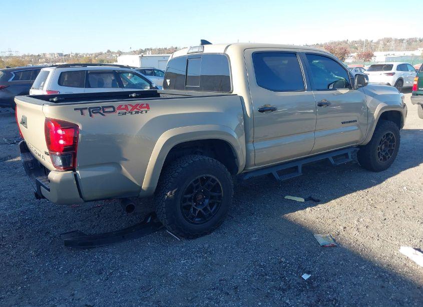 Photo 4 of 2019 Toyota Tacoma TRD SPORT (VIN 3TMCZ5AN8KM261127)