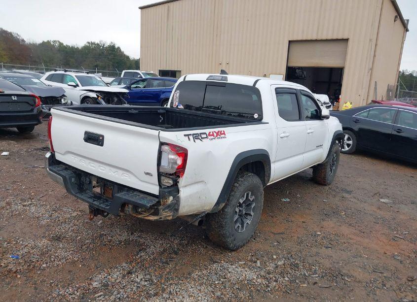 Photo 4 of 2019 Toyota Tacoma TRD OFF ROAD (VIN 3TMCZ5AN8KM273147)
