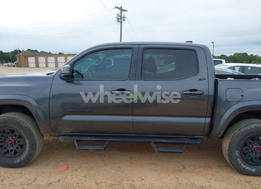Photo 15 of 2020 Toyota Tacoma SR5 V6 (VIN 3TMCZ5AN8LM297983)