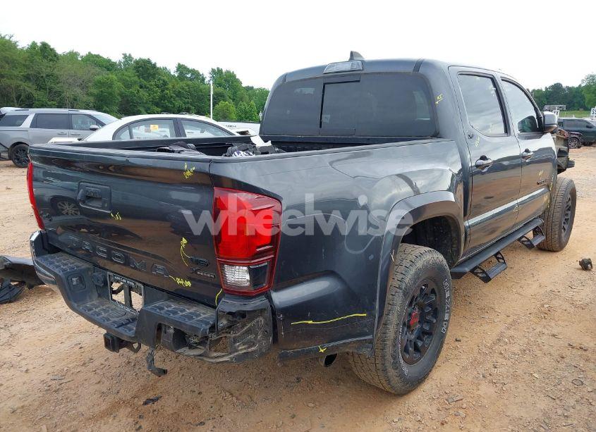 Photo 4 of 2020 Toyota Tacoma SR5 V6 (VIN 3TMCZ5AN8LM297983)