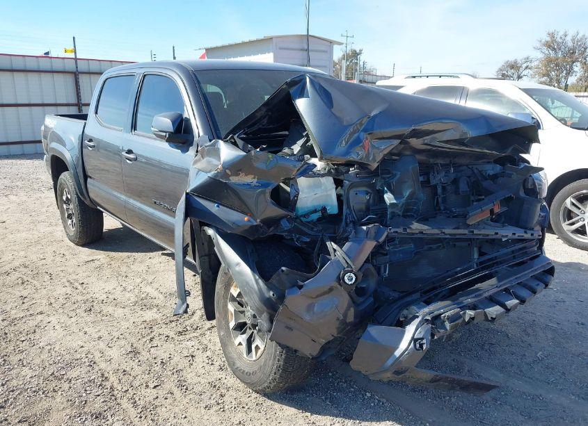 2020 Toyota Tacoma TRD OFF-ROAD (VIN 3TMCZ5AN8LM343067) main photo