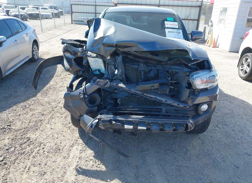 Photo 13 of 2020 Toyota Tacoma TRD OFF-ROAD (VIN 3TMCZ5AN8LM343067)