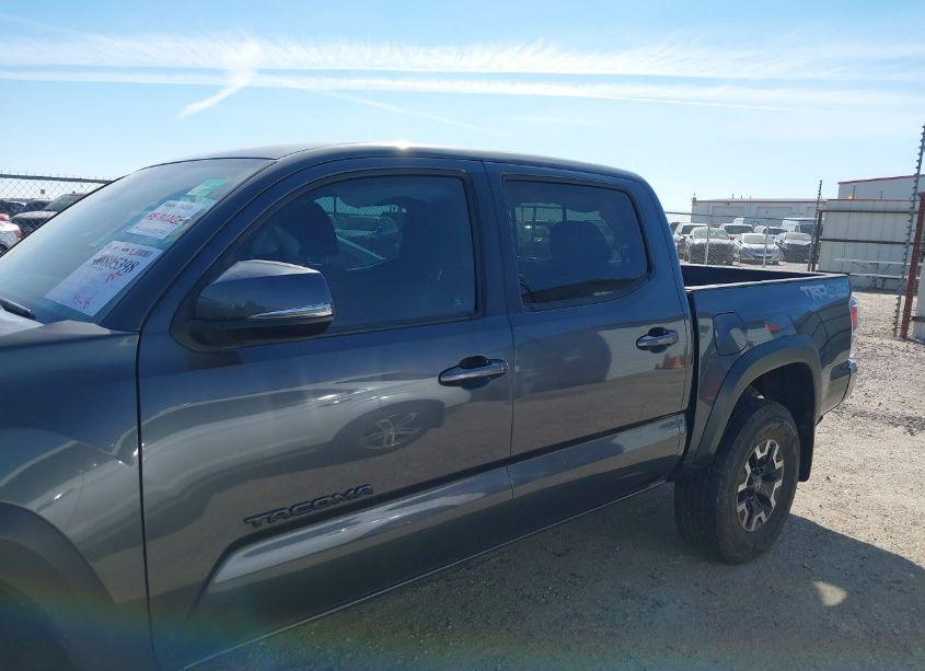 Photo 15 of 2020 Toyota Tacoma TRD OFF-ROAD (VIN 3TMCZ5AN8LM343067)