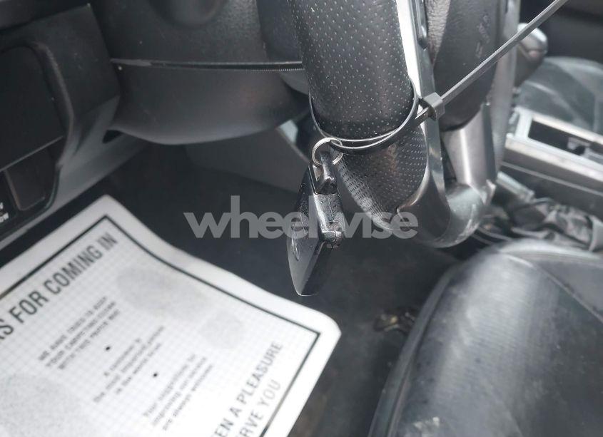 Photo 11 of 2021 Toyota Tacoma 4WD TRD SPORT (VIN 3TMCZ5AN8MM423986)