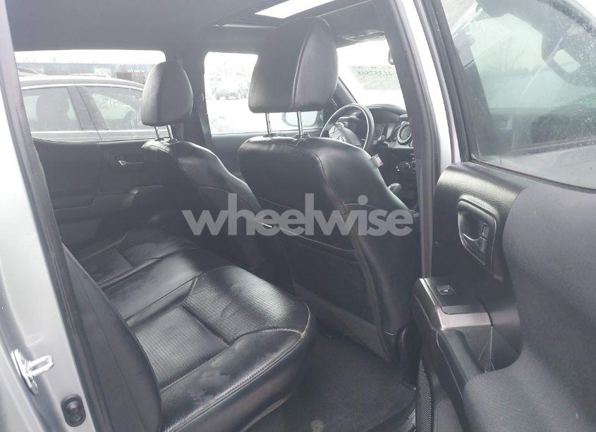 Photo 8 of 2021 Toyota Tacoma 4WD TRD SPORT (VIN 3TMCZ5AN8MM423986)