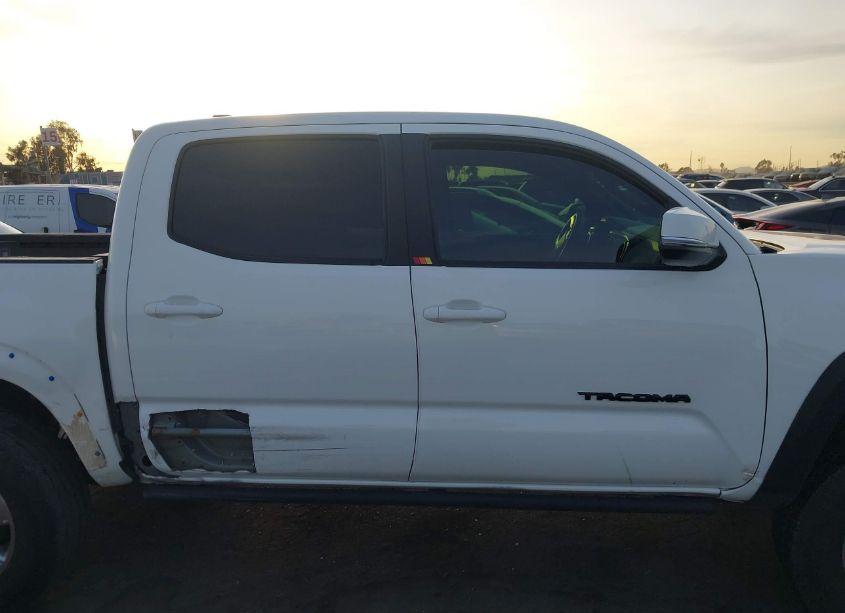 Photo 13 of 2021 Toyota Tacoma TRD OFF-ROAD (VIN 3TMCZ5AN8MM450489)