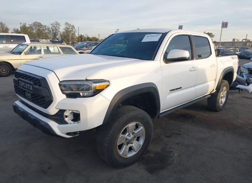 Photo 2 of 2021 Toyota Tacoma TRD OFF-ROAD (VIN 3TMCZ5AN8MM450489)