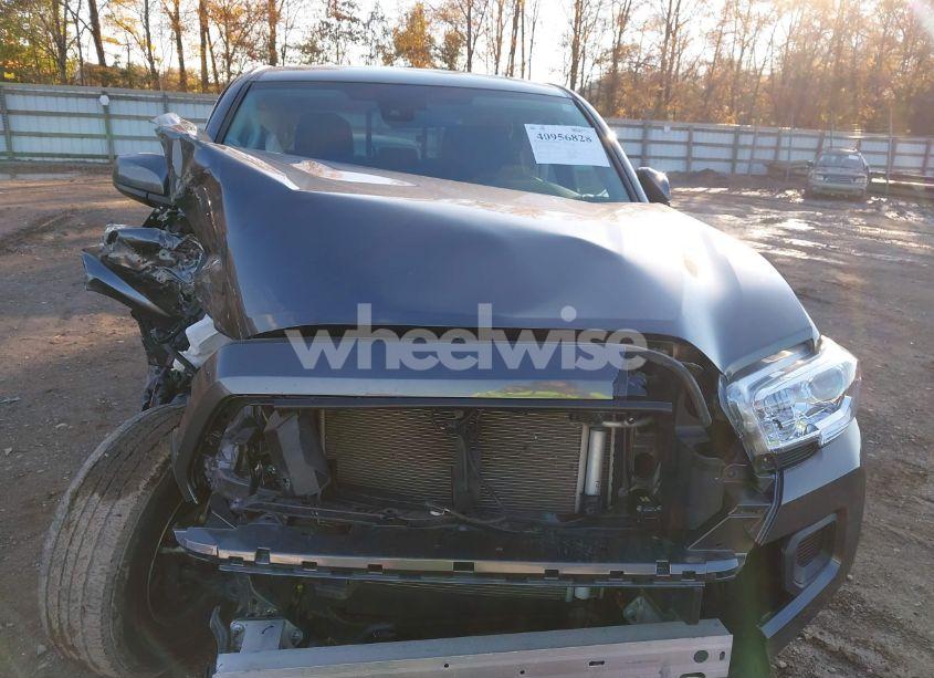 Photo 10 of 2022 Toyota Tacoma SR V6 (VIN 3TMCZ5AN8NM490816)