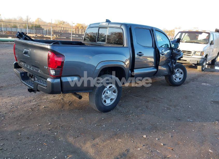 Photo 4 of 2022 Toyota Tacoma SR V6 (VIN 3TMCZ5AN8NM490816)