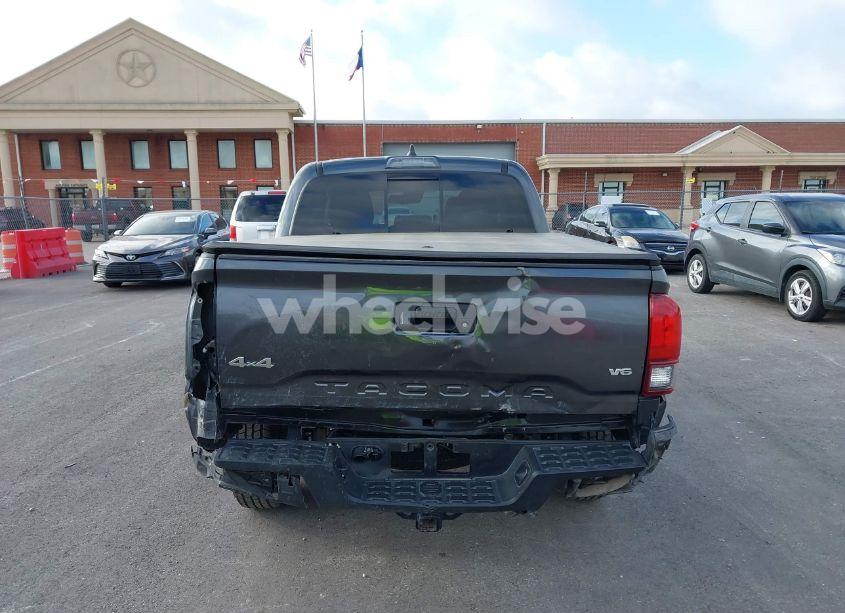 Photo 17 of 2022 Toyota Tacoma SR5 V6 (VIN 3TMCZ5AN8NM498933)
