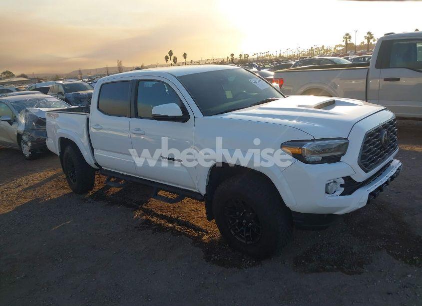 2023 Toyota Tacoma TRD SPORT (VIN 3TMCZ5AN8PM647845) main photo