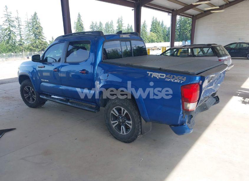 Photo 3 of 2016 Toyota Tacoma TRD SPORT (VIN 3TMCZ5AN9GM022483)