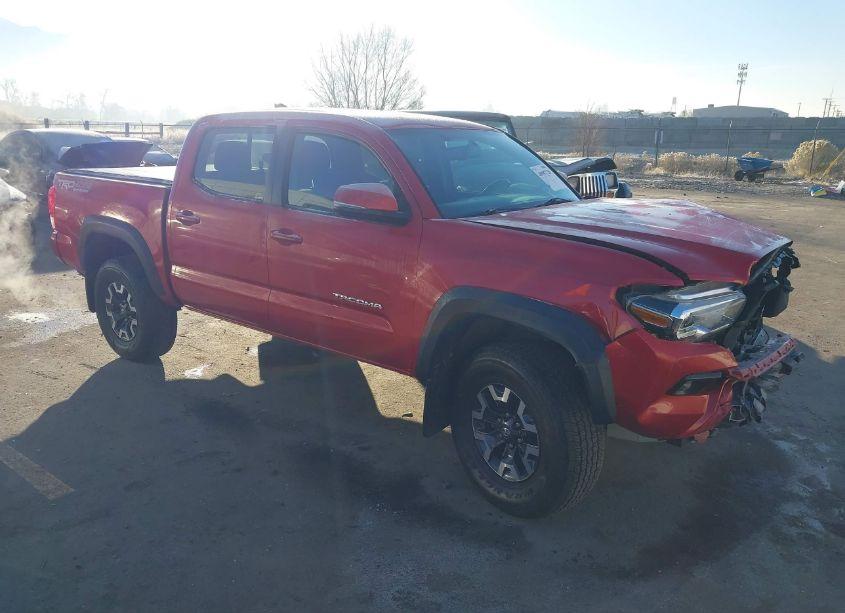2016 Toyota Tacoma TRD OFF ROAD (VIN 3TMCZ5AN9GM040045) main photo